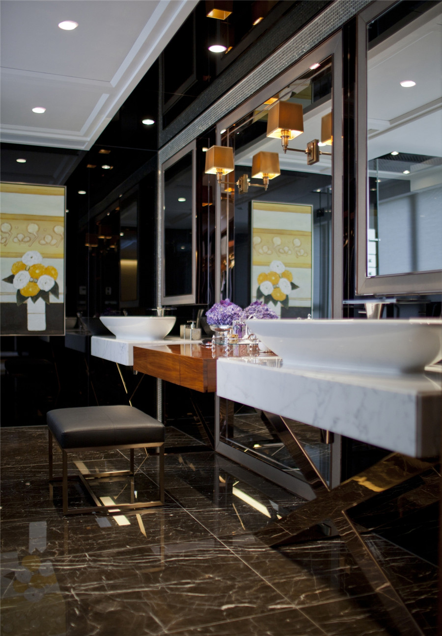 现代卫生间装修风格图片6平米斜顶楼中楼卫生间装修效果图荆州塔桥